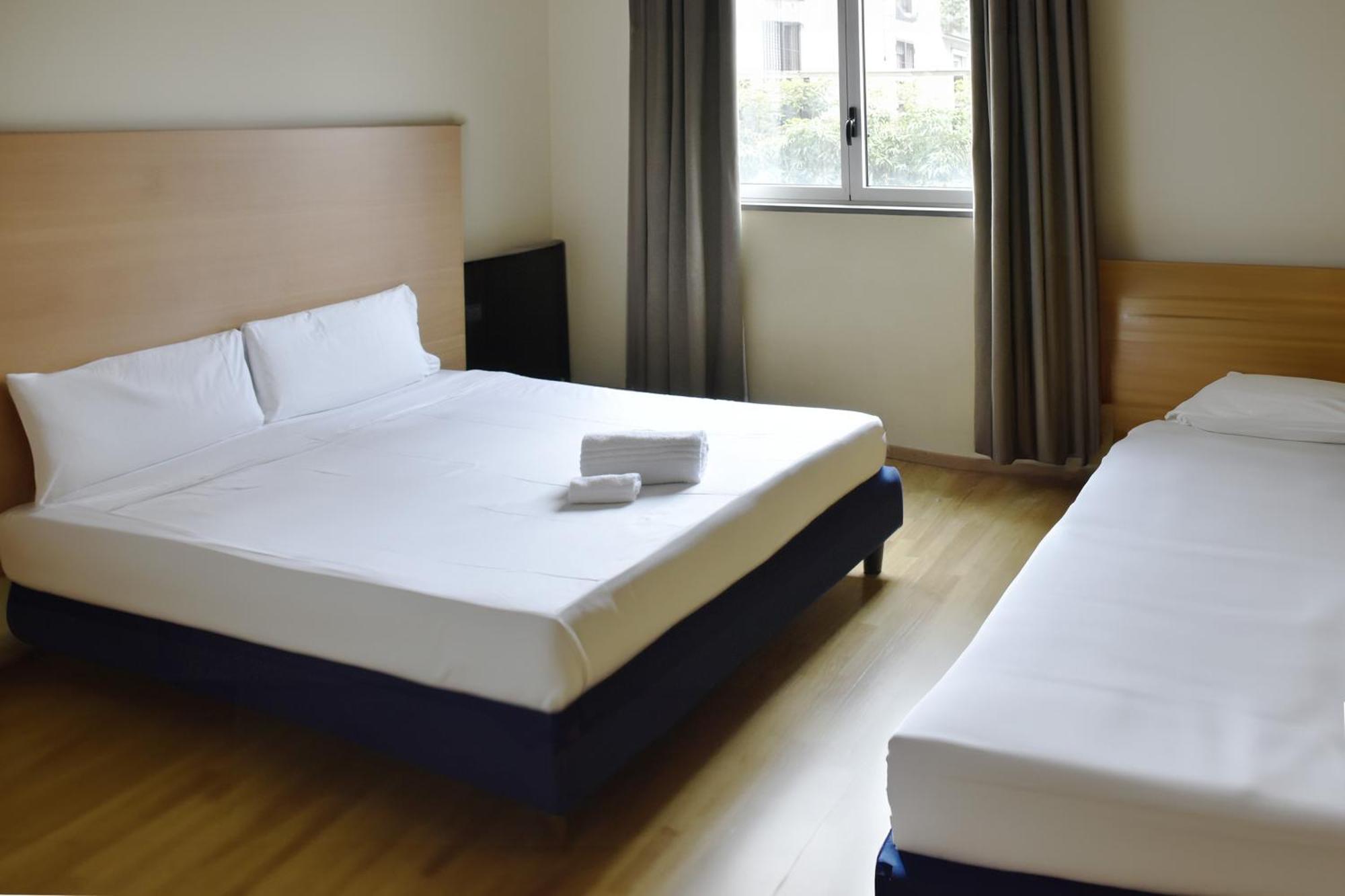 B&B Hotel Milano Cologno Studios コローニョ・モンツェーゼ エクステリア 写真