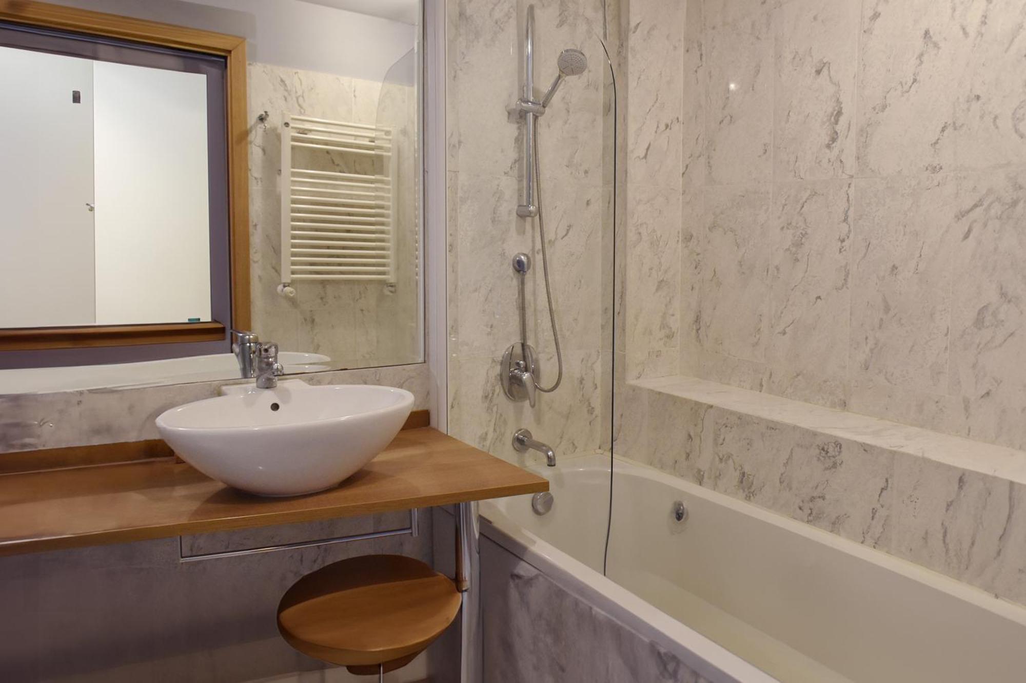 B&B Hotel Milano Cologno Studios コローニョ・モンツェーゼ エクステリア 写真