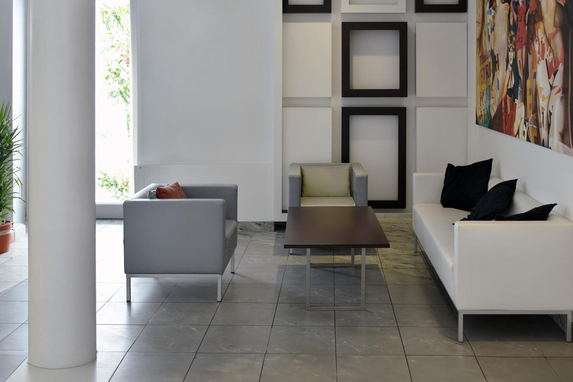 B&B Hotel Milano Cologno Studios コローニョ・モンツェーゼ エクステリア 写真