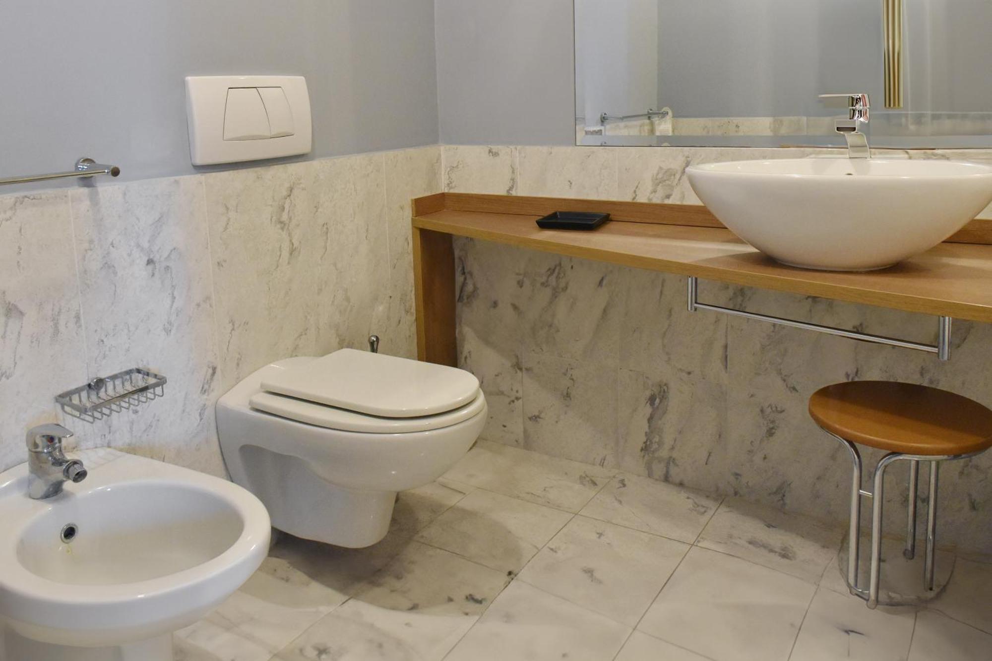 B&B Hotel Milano Cologno Studios コローニョ・モンツェーゼ エクステリア 写真