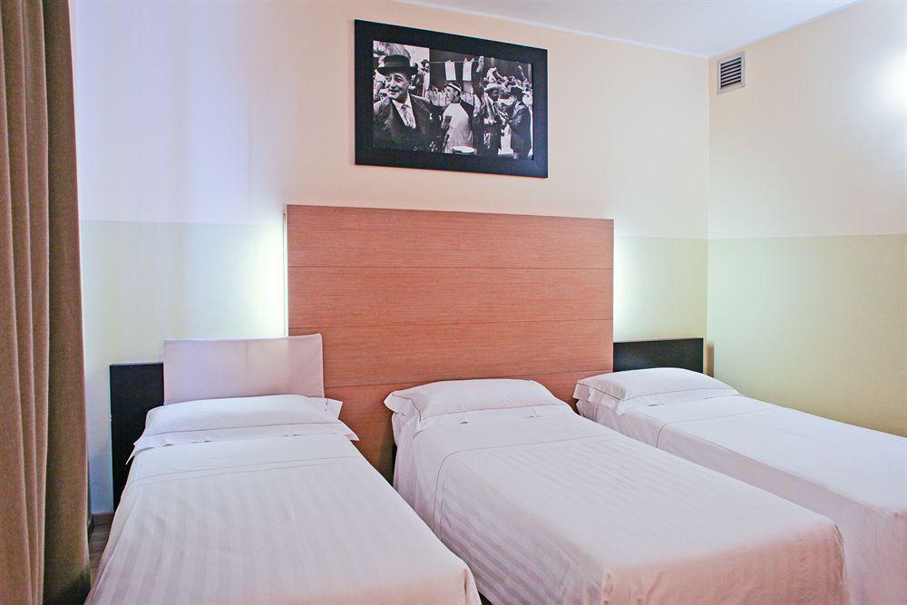 B&B Hotel Milano Cologno Studios コローニョ・モンツェーゼ エクステリア 写真